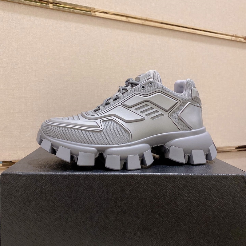 Pra*a casual shoes
